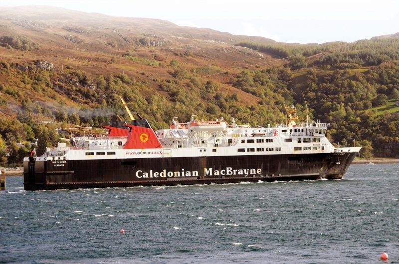 The morning departure from Ullapool.