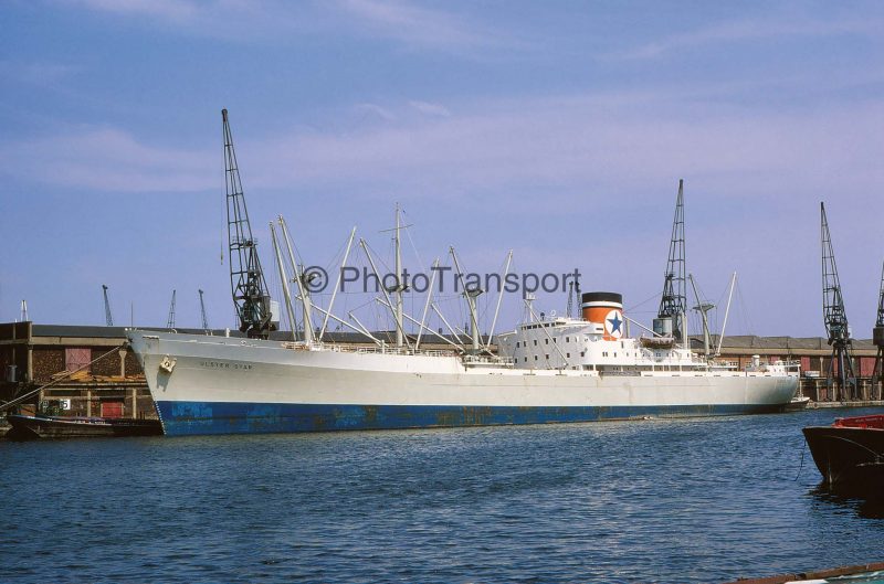 LONDON DOCKS   BR / 9708 GRT / 1959 BLT