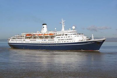 S1608-Marco Polo approaches Avonmouth after a 32 day cruise 31-3-16 Andrew Cooke