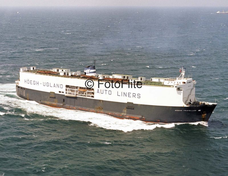 The Aragon became Hoegh Traveller in 1971. Photo: Fotoflite