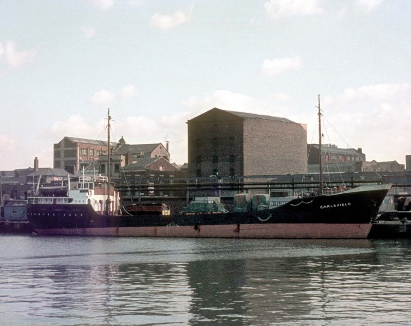 The 635grt Earlsfield of Zillah Shipping Co. was built by G. & H. Bodewes at Martenshoek as the Coquetdyke for Coquet Shipping of Newcastle. She joined Zillah in 1956. In 1969 she moved to R.S. Briggs & Co. as Katie H. On 7th March 1972 she collided with the 145grt trawler Zeeparel in the North Sea and sank. One crew member was lost.