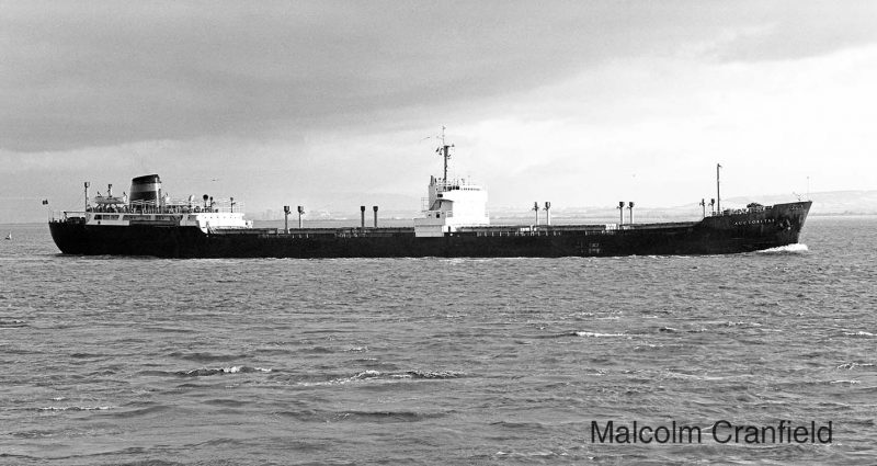 AUCTORITAS passing Portishead on 8th July 1967 inbound for Avonmouth from Lakehead Harbour - authorʼs photograph
