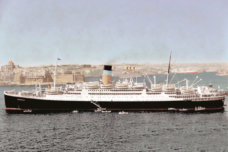 cruise ship queen anna maria